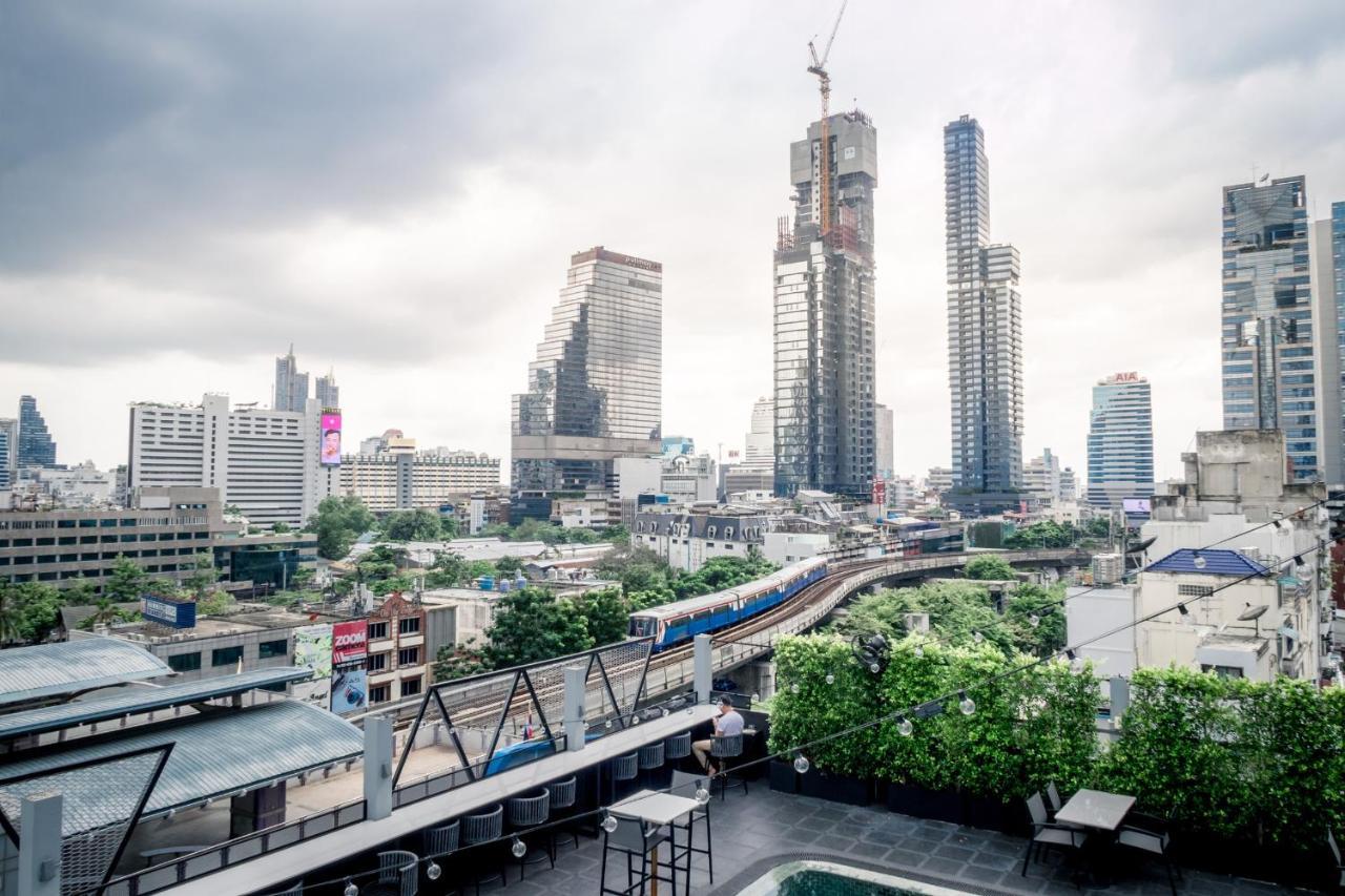 Sora Hotel Silom Bangkok Exteriör bild