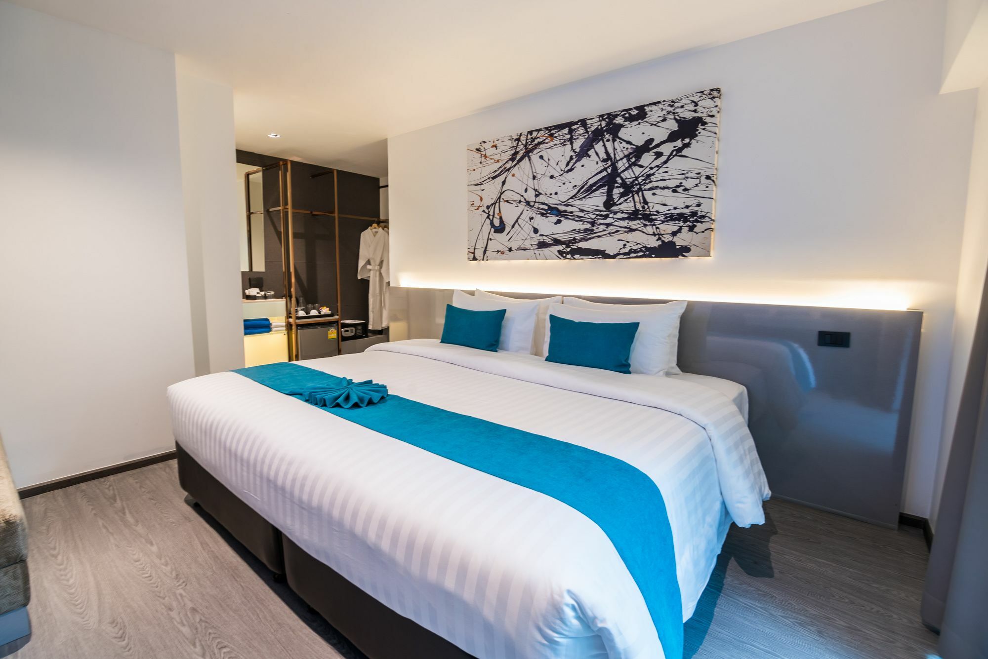Sora Hotel Silom Bangkok Exteriör bild