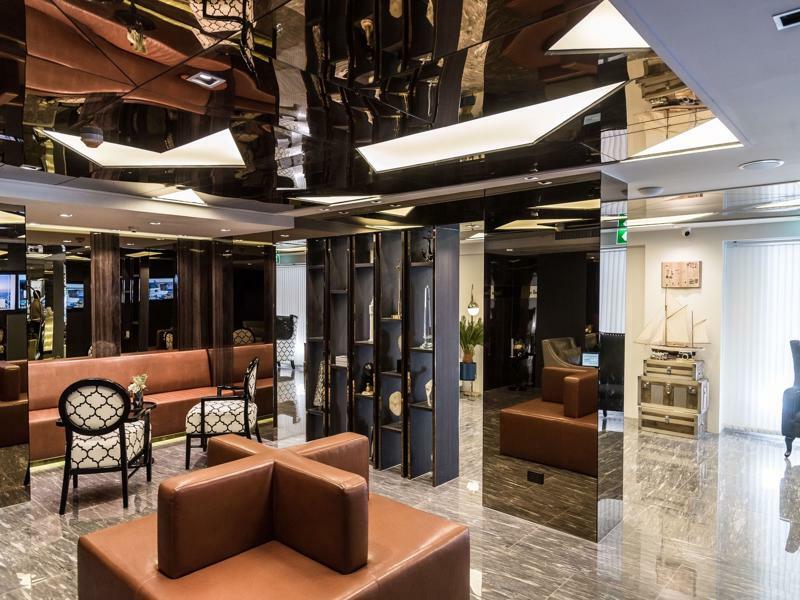 Sora Hotel Silom Bangkok Exteriör bild